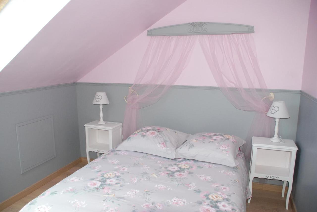 Chambre D'Hotes "Les Paturelles" Fougeres-sur-Bievre Exterior foto